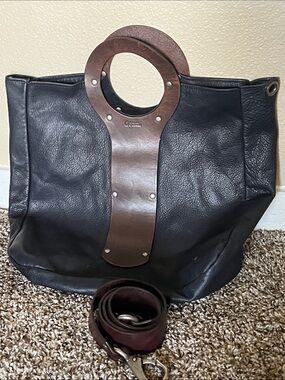 Black Leather Circle-Handle Tote with Brown Accent